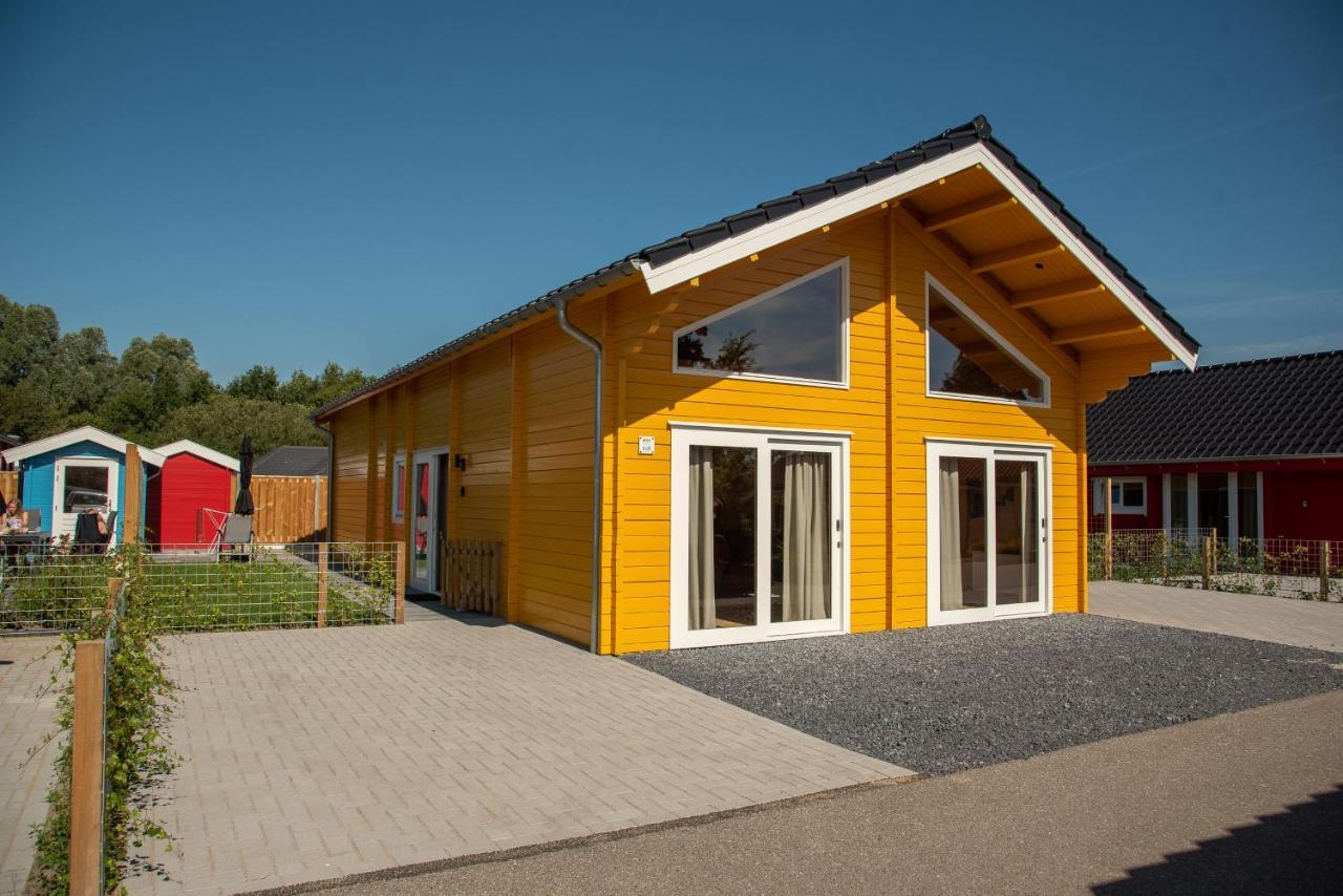 Luxe Chalets In Zeeland Aan De Kust Sint Annaland Luaran gambar